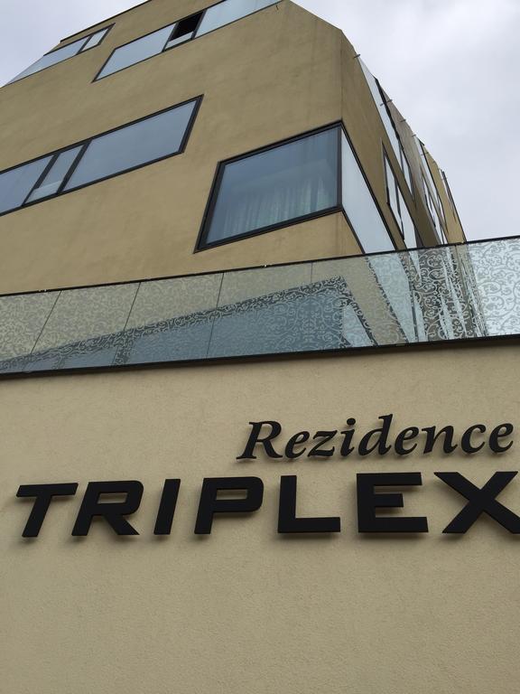 Triplex Residence, Lux-Appartment In The Central Part การ์โลวีวารี ภายนอก รูปภาพ
